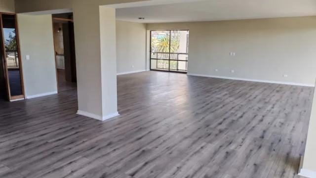 VENDO AMPLIO DEPARTAMENTO EN VIÑA DEL MAR